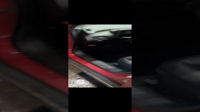 Перетяжка салона автомобиля