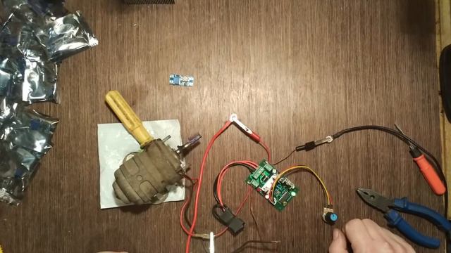 Регулятор Скорости Реверсивный ШИМ Ток: 6А 6-30V Speed control смотреть онлайн