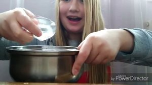 КАК СДЕЛАТЬ ЛЁД С ВОДОЙ ВНУТРИ?!//ЕМ ЛЁД
