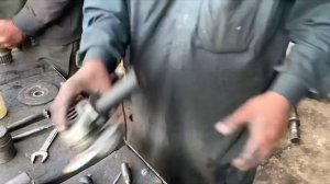 Как отремонтировать круглые зубья двойной шестерни трактора.