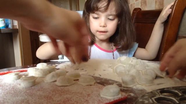 Лепим пельмени смотреть онлайн