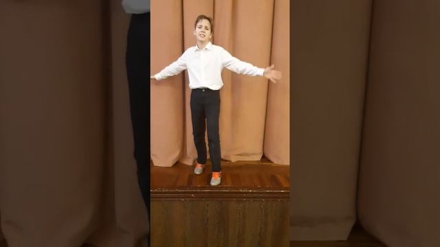 М. Горький Сказки об Италии. Сказка №26 (отрывок), читает Владимиров Степан смотреть онлайн