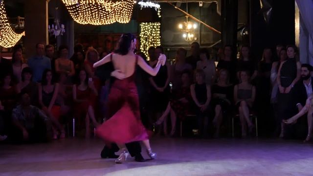 Mikhail Tchudin & Elvira Kashkarova. Милонга IDEAL, Клуб Планетанго, Москва, 14.02.2020 (3 из 4) смотреть онлайн