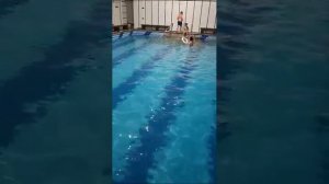 Горячие серные бассейны Абастумане. Грузия. Температура воды 48 градусов.