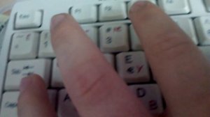 Как на клавиатуре ПК можно переключать знаки @#₽&/)(-_*:;!