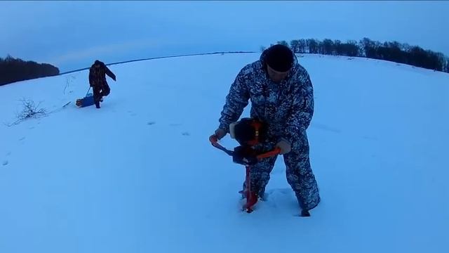 Ловля налима на ерша. 2019 смотреть онлайн