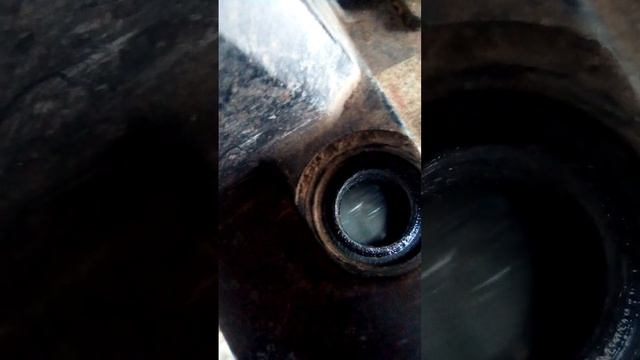 двигатель мопеда Альфа, опережение зажигания под стробоскопом видна метка lF смотреть онлайн