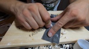 #2 Вырезаю воблер, придаю форму, форелевый воблер из дерева-бальза.