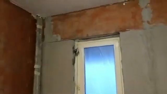 Найти выступающую часть стены самую выпирающую точку бугор или выступ – снято на видео смотреть онлайн