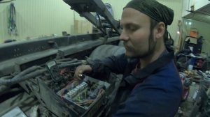 Ремонт электроники на крюковом погрузчике PALFINGER T26. Система мультилифт.