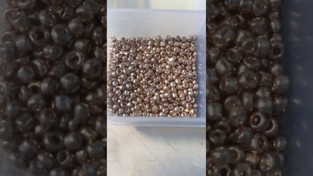 Оцениваю цвета бисера #бисер смотреть онлайн