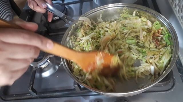 Новые ПИРОЖКИ Капля можно влюбиться с первого взгляда со стола исчезают мгновенно Pies with cabbag смотреть онлайн