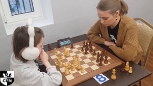 Pinkamena (1641) vs WFM Kitana (1866). Chess Fight Night. CFN. Blitz