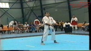 2000 год. Австралия. Чемпионат мира по Косики каратэ. Крысин Михаил мл. Ката Косики Басай.