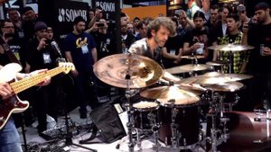 Jojo Mayer Performance - NAMM 2013 (DRUMEO)