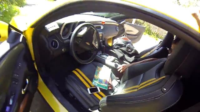 Обзор автомобиля Chevrolet Camaro смотреть онлайн