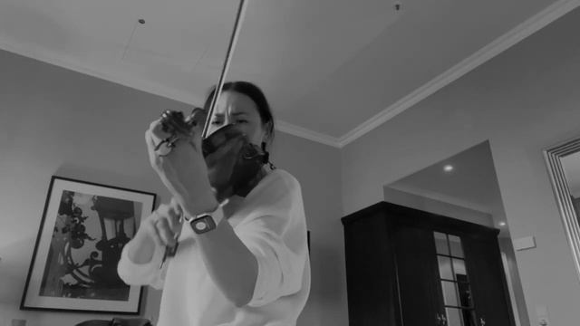 Partita for solo Violin - Joh Seb Bach - Sarabande смотреть онлайн