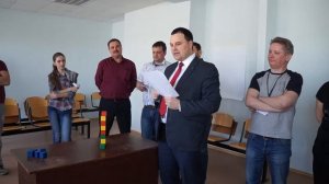 строительство башни_ упражнение на тренинге