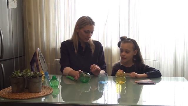 Мастер-класс с использованием пластиковых бутылок и консервных банок смотреть онлайн