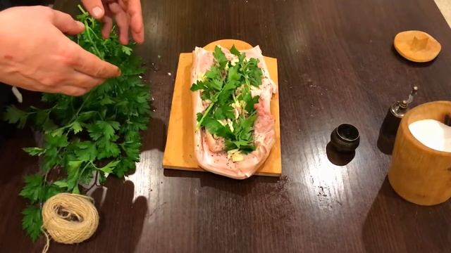 Рулет свиной в духовке