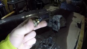 ?СНИМАЮ ЗАДНИЙ  МОСТ экскаватора HYUNDAI R-170?ГОНЮ ЭКСКАВАТОР В РЕМОНТ??