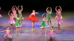 Танец "Аленький цветочек"