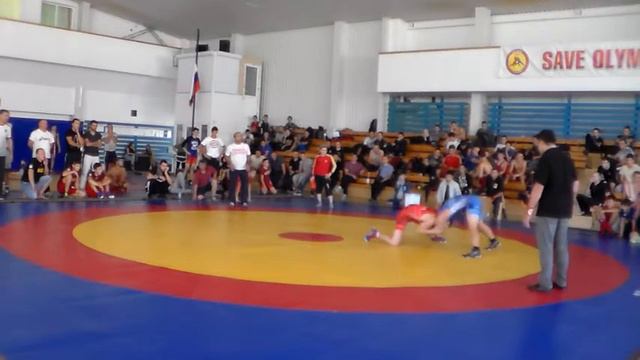 Первенство Республики Крым по греко-римской борьбе среди юношей 2002-04 г.р. 2018г.-11б смотреть онлайн