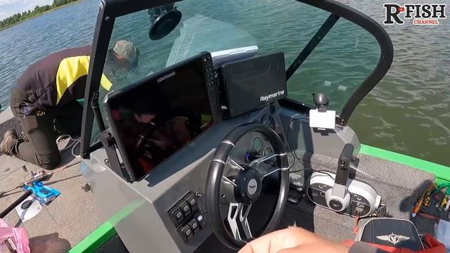 Щуки в жару на маленьких водохранилищах Владимирской области. смотреть онлайн