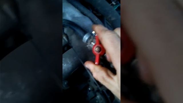 ЗМЗ 405 вместо регулятора холостого хода Кран. Спрашивайте, Подписывайтесь... смотреть онлайн