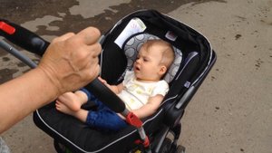 9 месяцев. Поет