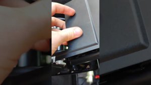 Снятие подлокотника Audi A4 B9 (2015-2020)