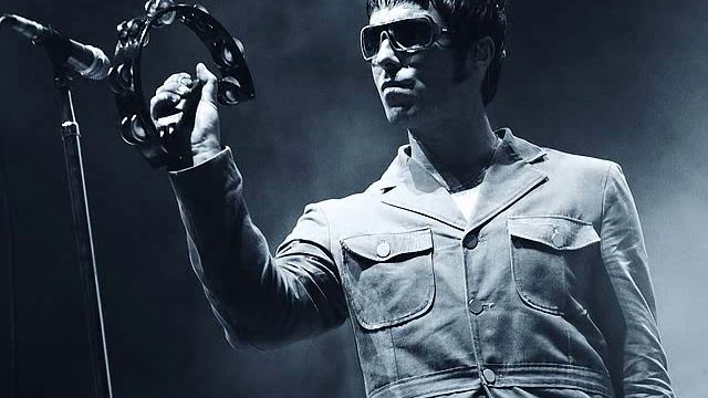 oasis - 09 Live Forever (Live at V Festival 20.08.2005) смотреть онлайн