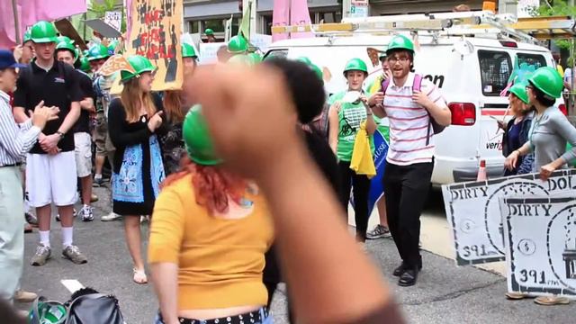 Silent C - 7 Billion Ft. Invest смотреть онлайн