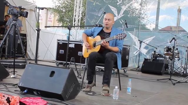 Omar Torrez - A Night of Serious Drinking смотреть онлайн