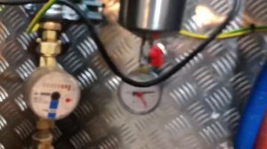 Проверка насоса для повышения давления воды в квартире