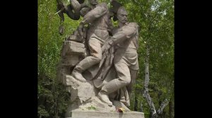 Нiнa Матвієнко i хор  Верьовки  Стоїть над Волгою курган