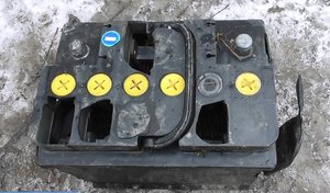 Взорвался Аккумулятор в Машине