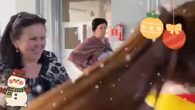 Приближается Новый год – любимый праздник смотреть онлайн