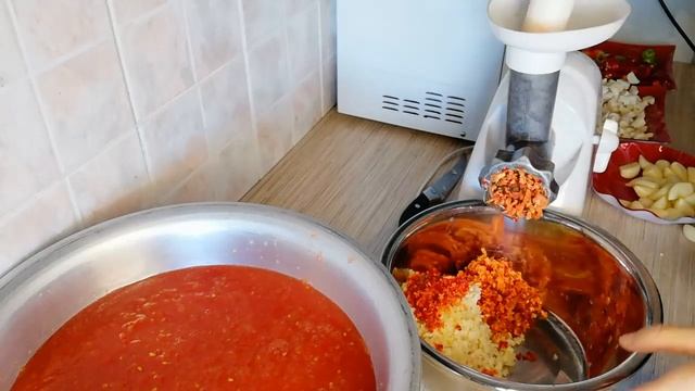 ХРЕНОВИНА. Живая .Без варки. смотреть онлайн