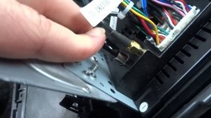 Подключение переходника для радио Camry 40