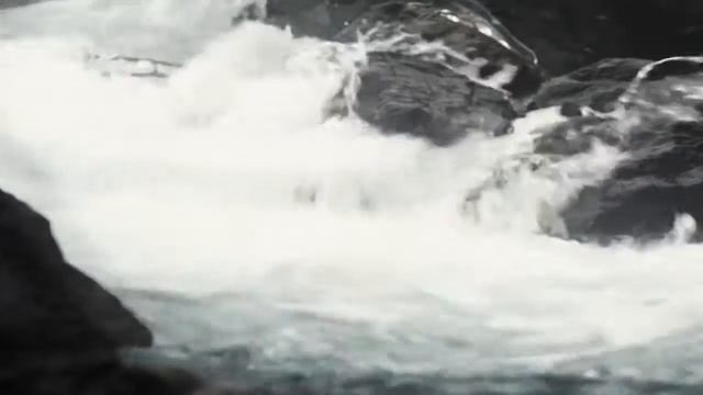 Oдна из достопримечательностей села Артуч. One of the unique landscapes of Artuch village. смотреть онлайн