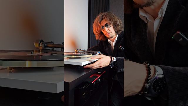 Как звучит White Stripes на самой известной вертушке Rega Planar 3🎶!?