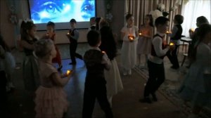 Танец со свечами "Мамы моей глаза"