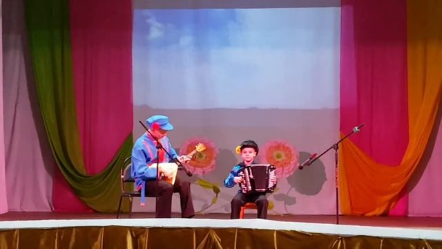 Николай и Родион Горобец - Аннушка (чешская народная песня) День Матери 2019 смотреть онлайн