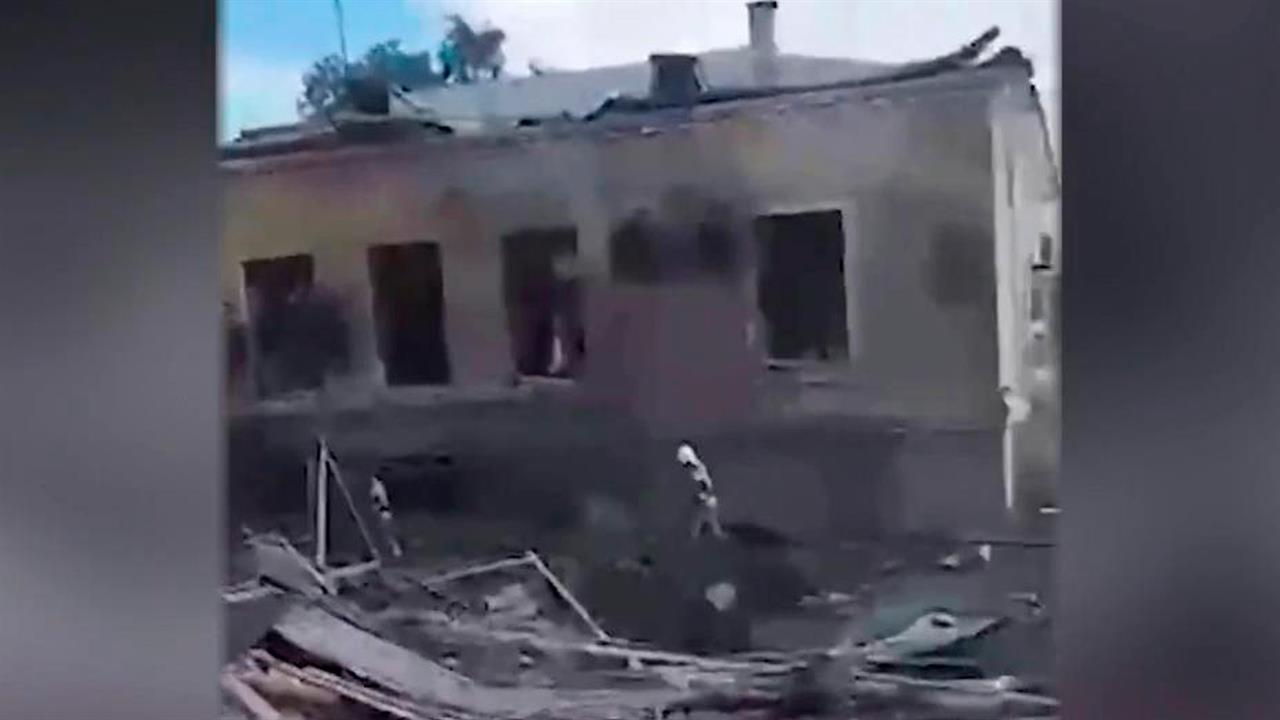 В Таганроге идет разбор завалов после теракта, совершенного накануне киевским режимом