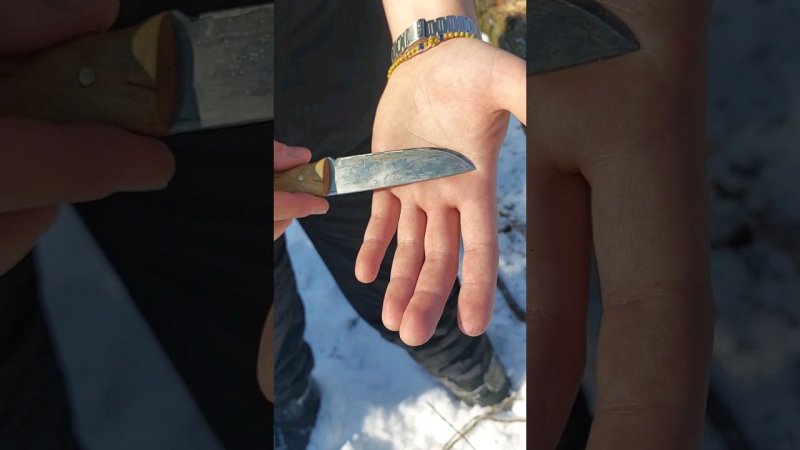 ТАК НОЖОМ ЛУЧШЕ НЕ ДЕЛАТЬ!!! #survival #bushcraft #knife #forest #выживание #bushcra #ковка