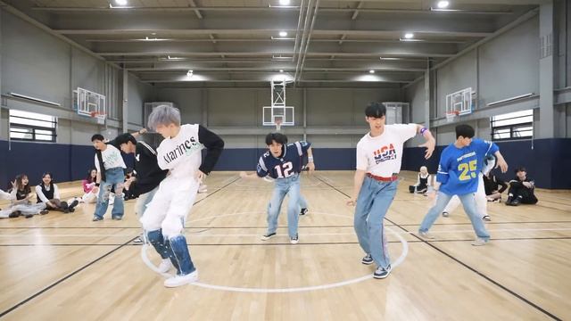 [방구석 여기서요?] 스트레이키즈 Stray Kids - 특 S-Class | 커버댄스 Dance Cover