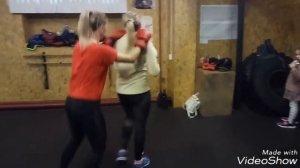 Тренировки по ФитБоксу. Тренируемся к лету.