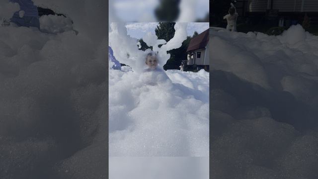 Пенная вечеринка 🫧 смотреть онлайн