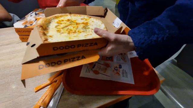 Алма-Ата. ДОДО ПИЦЦА на ул. Кунаева. Ооочень вкусно!!! 6 10 2023 смотреть онлайн